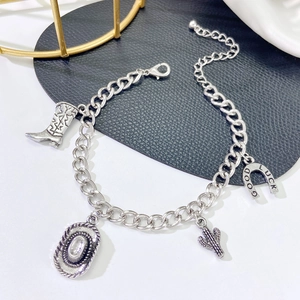 Retro Punk Silberarmband mit Anhängern wie Cowboyhut, Stiefel und Hufeisen für Damen