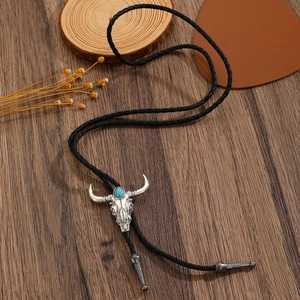 Western-Bolo-Tie mit silbernem Stierkopf und blauem Stein an schwarzem Lederband