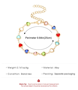 Vue détaillée du bracelet cœur en pierres colorées avec les dimensions et le poids