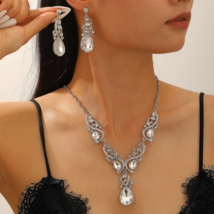 Exquisite silver crystal jewelry set with water-drop necklace and dangle earrings