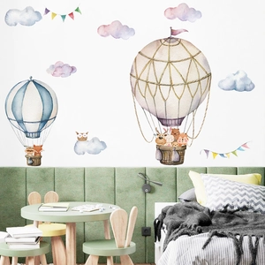 Stickers muraux nordiques aquarelle avec montgolfières et animaux pour chambre d'enfant