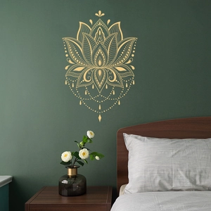 Sticker mural élégant mandala lotus doré sur mur vert foncé pour chambre à coucher