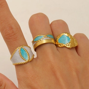 Elegante 18k goud vergulde roestvrijstalen open ringen met blauw en wit emaille inlay