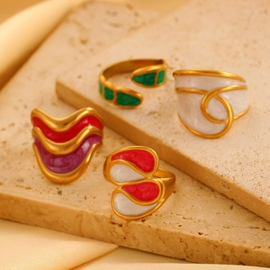 Minimalistische 18k vergulde roestvrijstalen open ringen met kleurrijke emaille ontwerpen