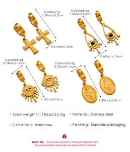 Spécifications de taille pour boucles d'oreilles en acier doré œil maléfique et croix