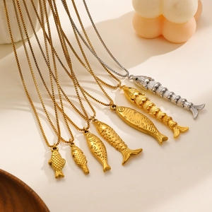 Minimalist stainless steel fish pendant necklaces in gold and silver finish with box chain