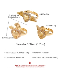 Detaillierte Größenmessung des Vintage Goldherz-Flügelring-Sets aus Kupfermaterial