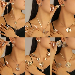 Hollow Flower Petal Pendant Necklace Earrings Ring Jewelry Set Gold Electroplated Iron Butterfly Jewelry For Women Wedding Party