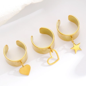 Anelli aperti in stile vintage francese in acciaio dorato con cuori e stelle