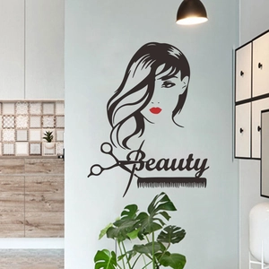 Sticker mural salon de coiffure avec silhouette féminine sexy, ciseaux et peigne