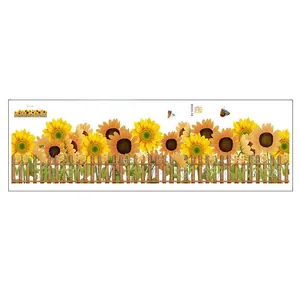 Vue détaillée du sticker mural tournesol avec clôture, papillons et texte décoratif