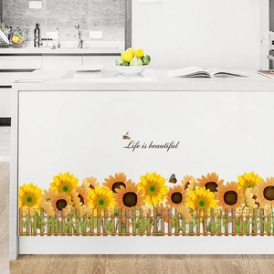 Stickers muraux tournesols et clôture avec texte Life is beautiful pour plinthes
