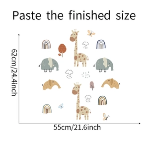 Detailed size chart for cartoon giraffe and elephant wall stickers measuring 62x55cm