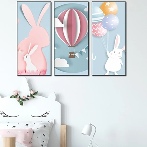 Triptyque décoratif de lapin et montgolfière pour chambre d'enfant style pastel