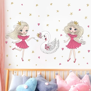 Wandsticker mit Schwan und Prinzessin für das Kinderzimmer in gemütlicher Atmosphäre