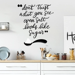Adesivo murale Don't trust what you see con cucchiaio per decorazione d'interni
