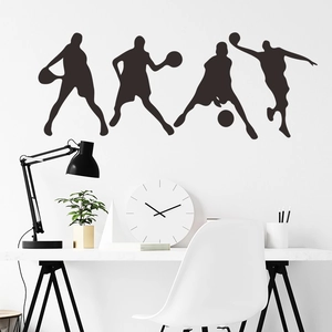 Dynamische Wandaufkleber mit Basketballspieler Silhouetten im modernen Heimbüro