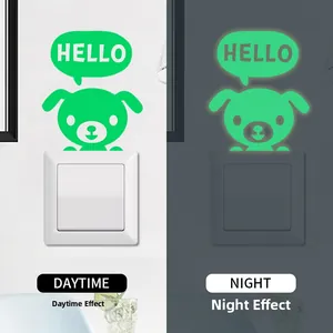 Autocollant de chien phosphorescent pour interrupteur avec vue de jour et de nuit