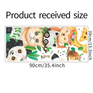 Détail des stickers muraux animaux mignons montrant la taille 39cm x 90cm pour chambre d enfant