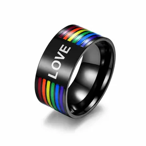 Anello Pride Arcobaleno in Acciaio al Titanio Nero Lucidato Lettera LOVE Anello Unisex LGBTQ Gioielli Accessorio Moda