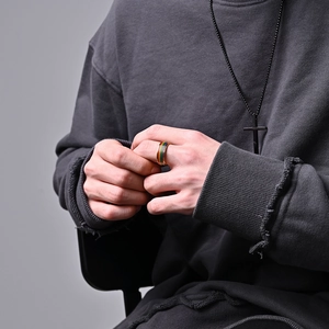 Anillo giratorio arcoíris de acero inoxidable para aliviar estrés en el dedo