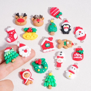 Set di ciondoli natalizi in resina con Babbo Natale e renne per creazione di gioielli fai da te