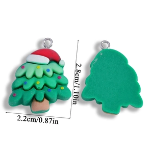 Ciondolo albero di Natale carino in resina con cappello rosso per gioielli fai da te