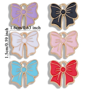 Set de colgantes de lazo en aleación de seis colores esmaltados para joyas DIY