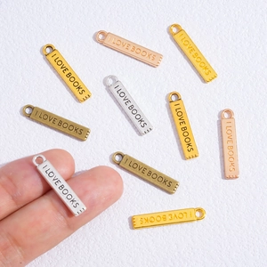 Pendentifs multicolores 'I LOVE BOOKS' en alliage pour création de bijoux DIY