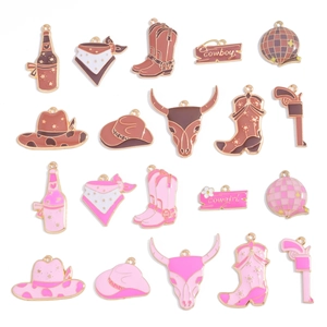 Ciondoli Cowboy Western Cowgirl in Lega di Smalto per Fai da Te Gioielli Rosa Marrone Stivali Cappello Bottiglia Teschio Decorazione