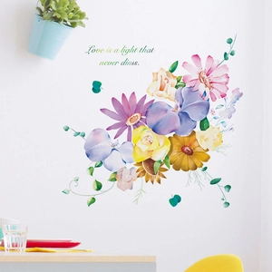 Stickers muraux fleurs aquarelles et texte 'Love is a light' déco maison