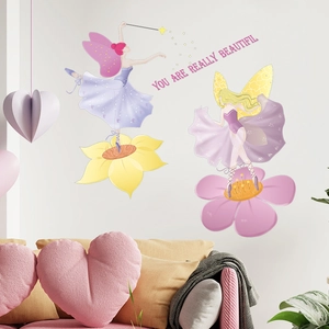 Details von Comic-Feen und Blumen Wandaufklebern mit Deko-Text für das Kinderzimmer