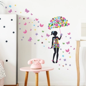 Adesivo murale ragazza con ombrello di fiori e farfalle per camera dei bambini decoro