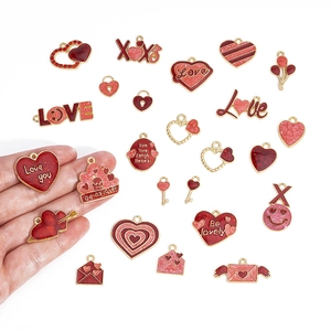 Rosa und rote Emaille-Herzanhänger in Goldlegierung für DIY-Halsketten und Armbänder