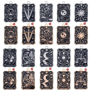 Gotische Punk-Tarot-Anhänger in Gold und Silber, mit klassischen Emaille-Designs