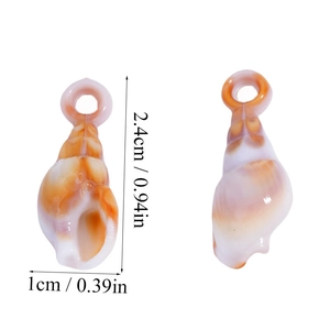 Dettaglio del ciondolo a conchiglia in acrilico da 2,4 cm per gioielli fai da te oceano