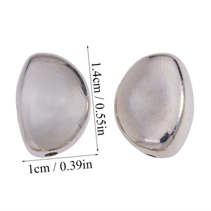 Detailed size view of silver CCB beads for DIY jewelry with 1.4cm height and 1cm width