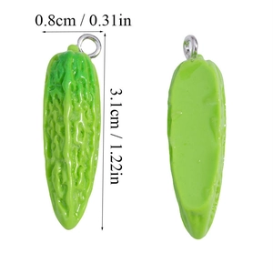 Mini colgante de resina forma melón amargo verde con aro de metal para joyería DIY