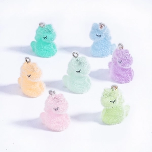 Pendentifs licorne floqués en sept couleurs macaron avec anneaux pour porte-clés DIY