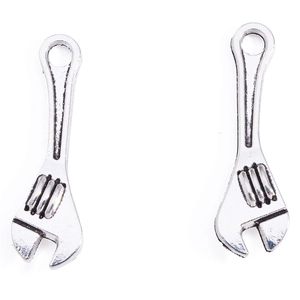 Zwei vintage silberne Gabelschlüssel-Anhänger aus Legierung für DIY-Schmuck und Ketten