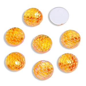 Cabochon in resina a scaglie di pesce dorate con retro piatto per gioielli DIY e decorazioni
