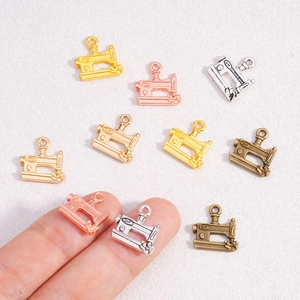 Miniature vintage sewing machine alloy pendants in multiple colors for DIY jewelry crafts
