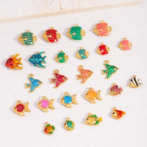 Pendentifs de poissons tropicaux colorés en acier inoxydable pour création de bijoux DIY