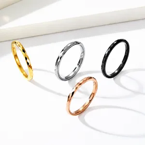 Minimalistische Wolfraamstaal Ring Voor Heren Dames Gefacetteerd Geometrisch Ruitvormig Snijden Stapelbare Bandring Mode Sieraden Cadeau
