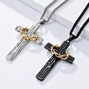 Collier croix rétro en acier inoxydable avec texture bois et couronne d'épines