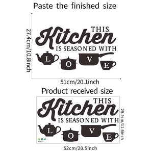 Tableau détaillé des tailles du sticker mural noir Kitchen IS SEASONED WITH LOVE