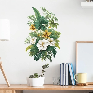 Sticker mural tropical avec frangipanier et feuilles de palmier pour déco salon