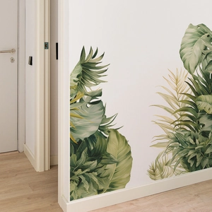 Tropische Monstera und Palmenblatt Wandtattoo für eine frische nordische Wohndekoration
