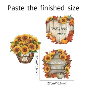 Detailsicht der Sonnenblumen-Wandtattoos mit Blumenkorb und herbstlichem Kürbis-Herz-Design