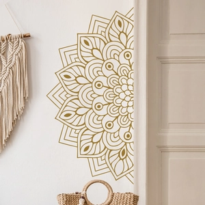 Sticker mural mandala doré pour chambre et salon décoration intérieure ethnique